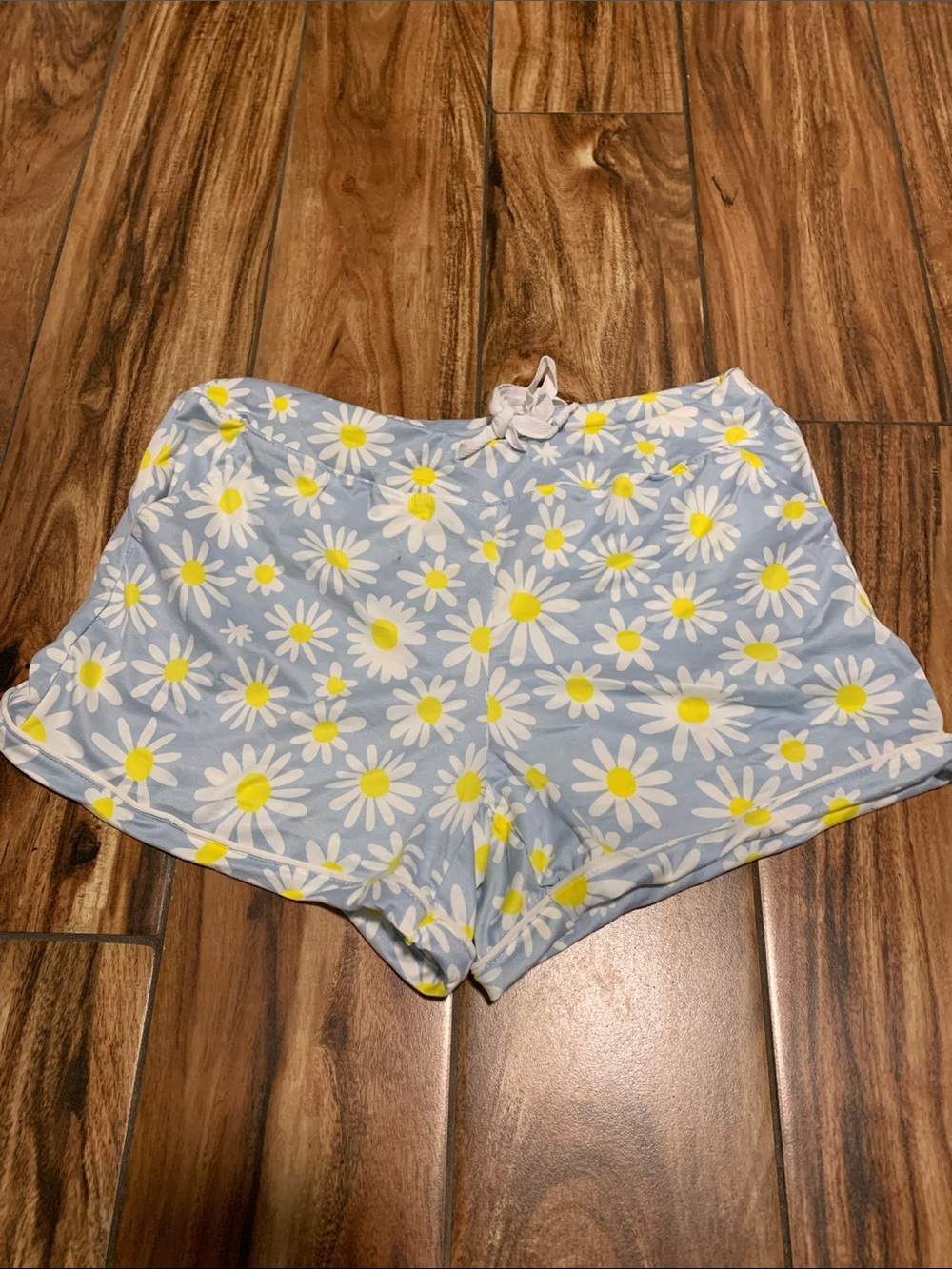 Hello Mello | Sz S/M daisy print pajama shirts - new without tags